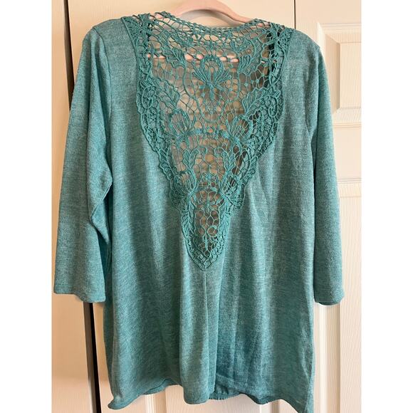 Maurices Plus Sized 3/4 Sleeve Blouse - Picture 5 of 6